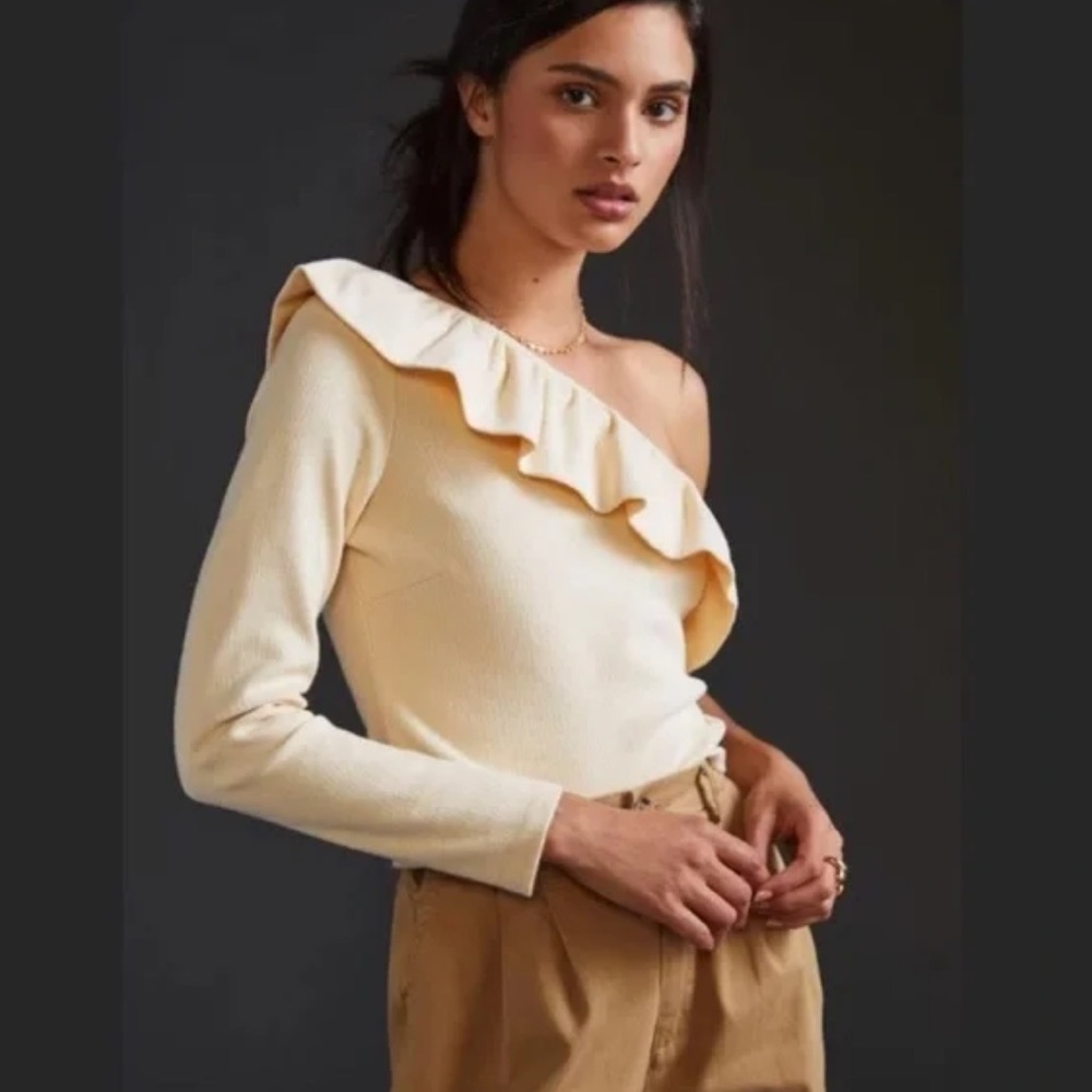 NWOT Anthropologie Asymmetrical One Shoulder Ruffle Long Sleeve Top